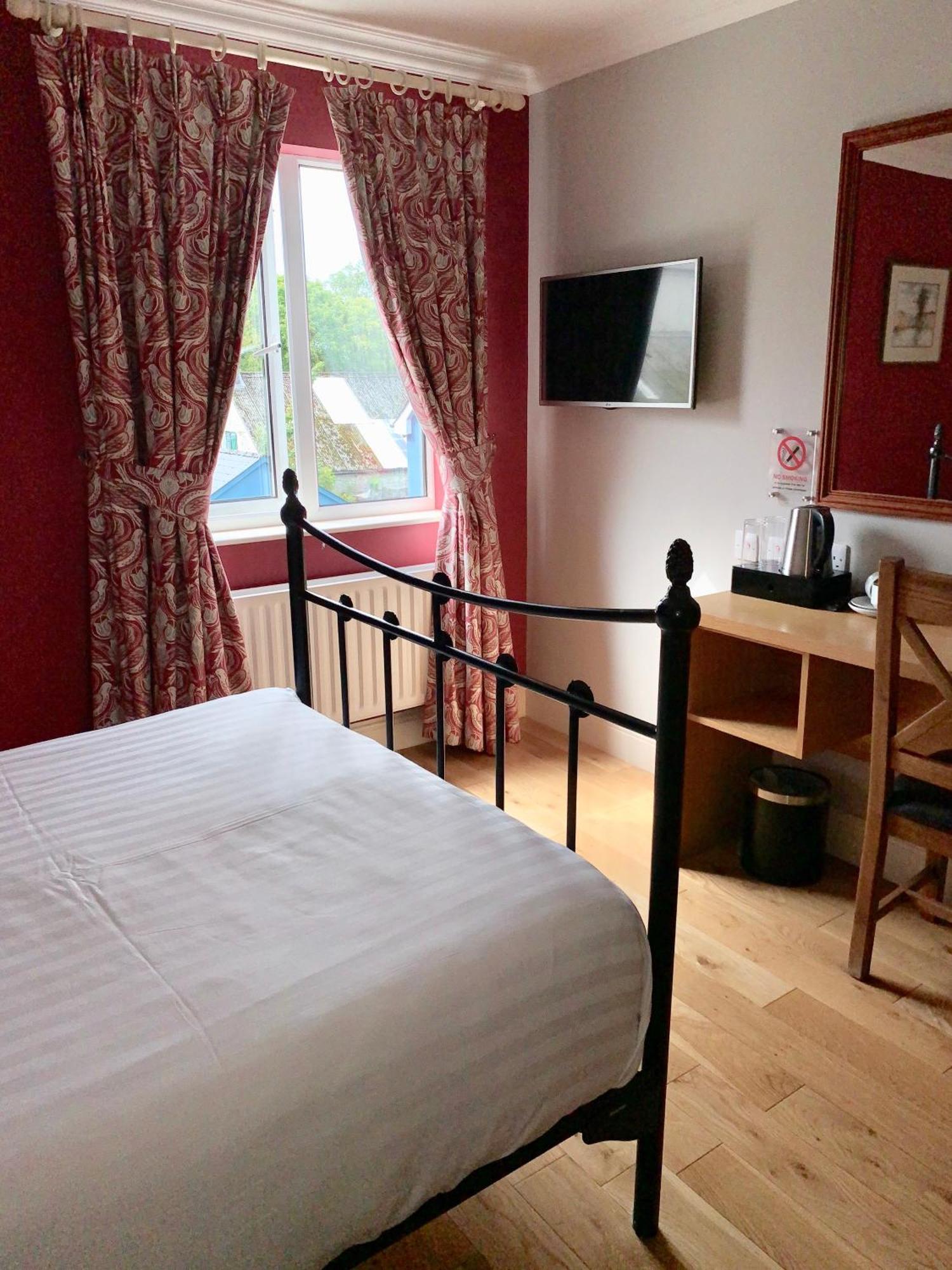 The Highlands Hotel Glenties Cameră foto