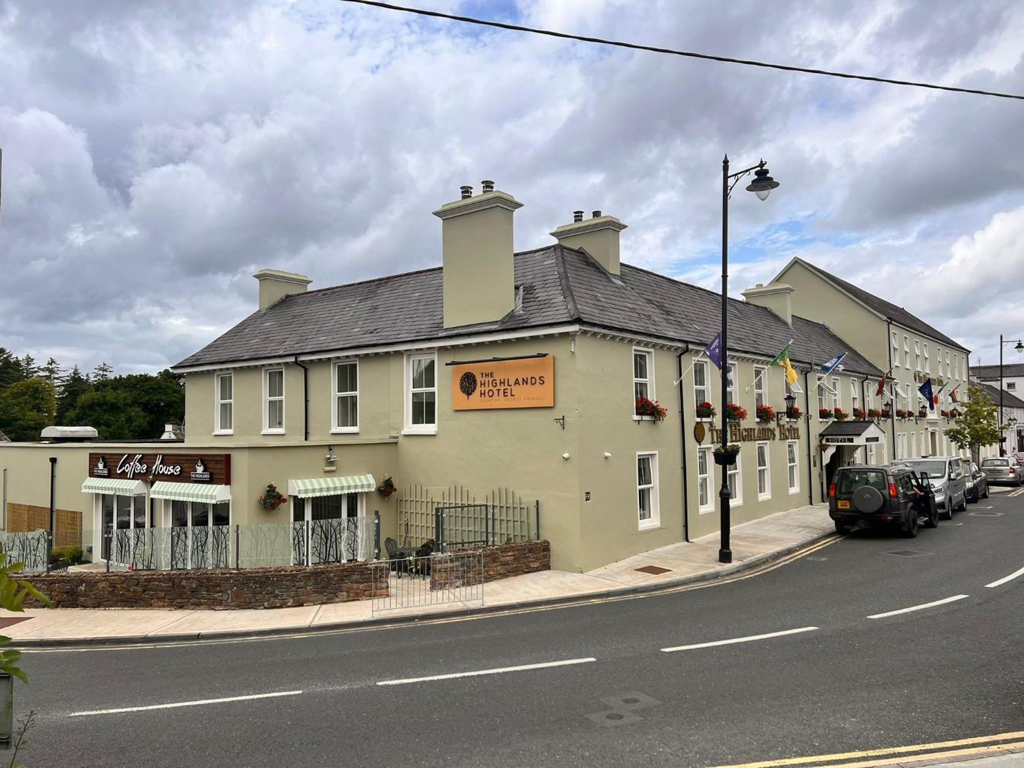 The Highlands Hotel Glenties Exterior foto